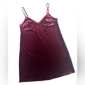 Abercrombie & Fitch Slip Dress Velvet Stretchy Burgundy Romantic Women’s size‎ S